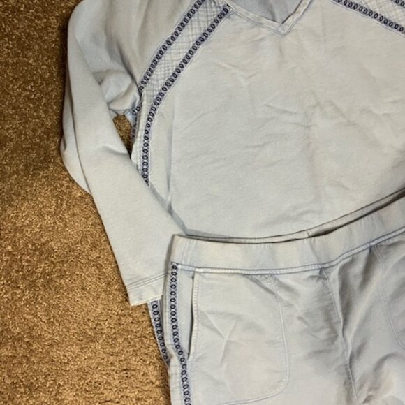 Posh Sweat Suit - Picture 2 of 4